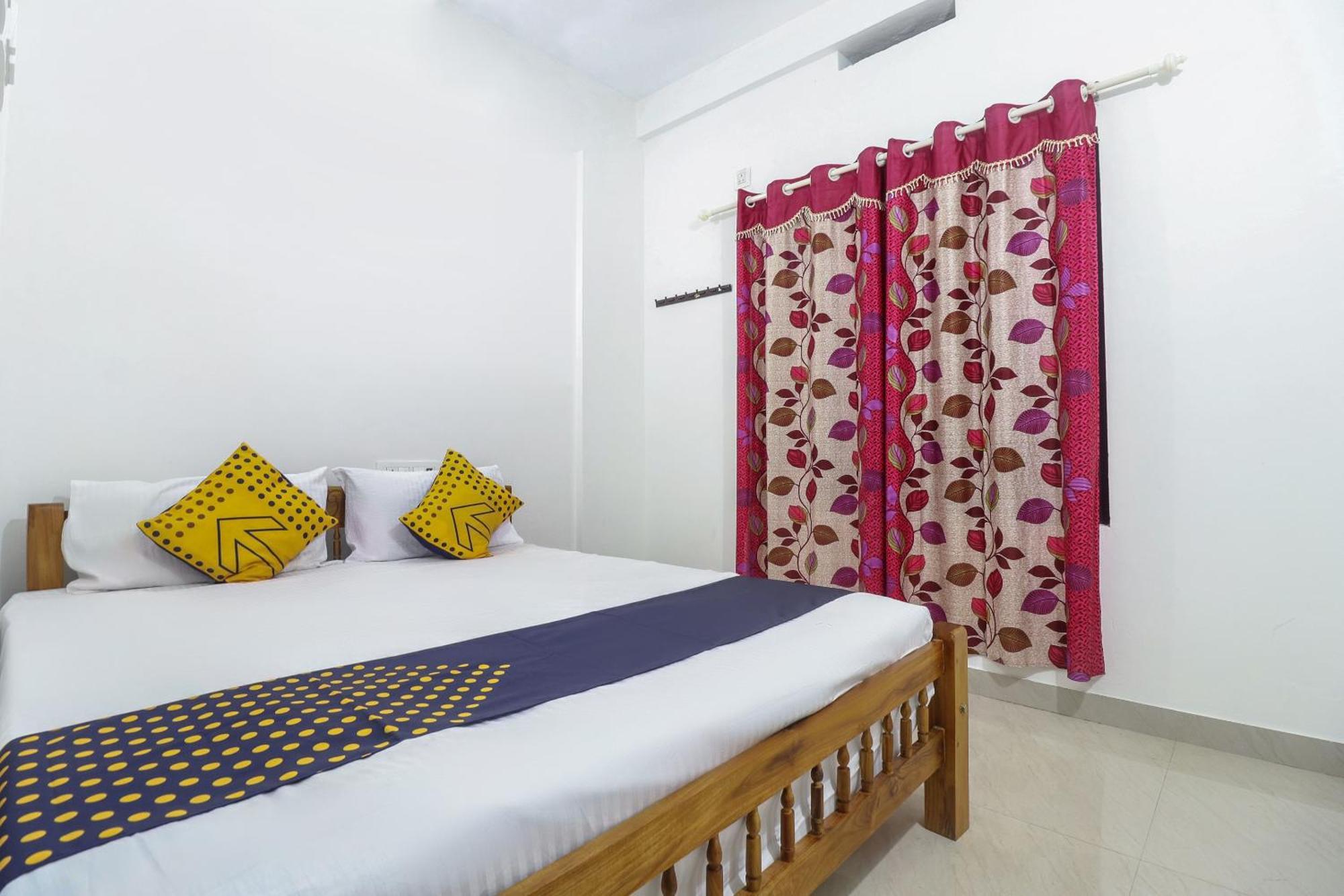 Spot On Rohini Inn Kadampuzha Kottakkal Dış mekan fotoğraf